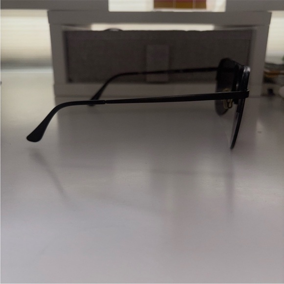 Quay Australia The Playa aviator sunglasses main image 6